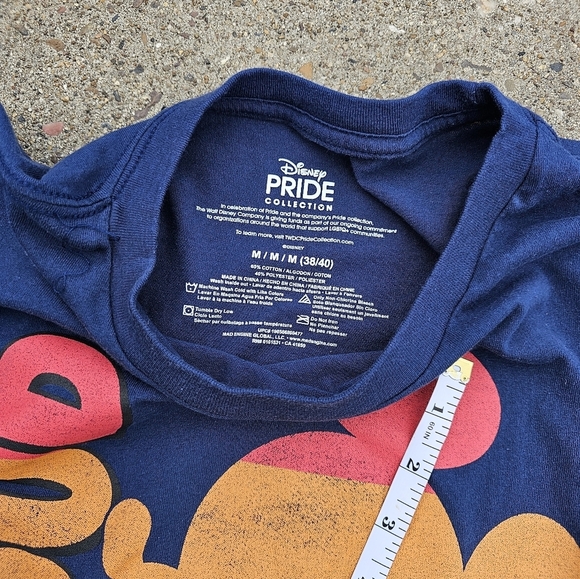 Disney Pride Mickey Mouse Rainbow Blue T-Shirt Size M - Picture 4 of 4